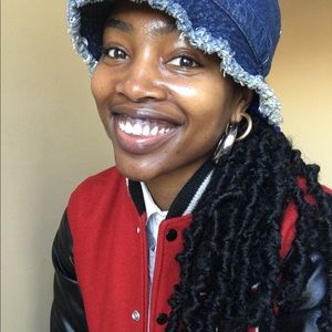 Meet your Posher, Gaynel